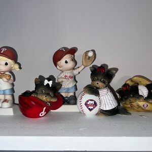 Phillies Precious Moments Set